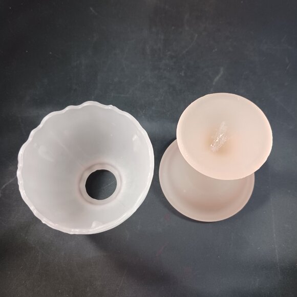 Vintage Soft Pink Satin Glass Frosted Fairy Lamp - Picture 6 of 10